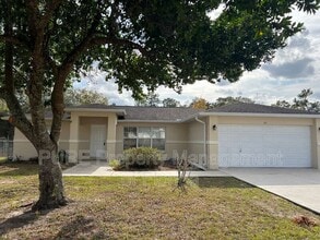 Building Photo - 461 Marion Oaks Blvd