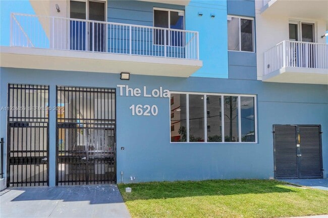 Foto del edificio - 1620 NW 18th St