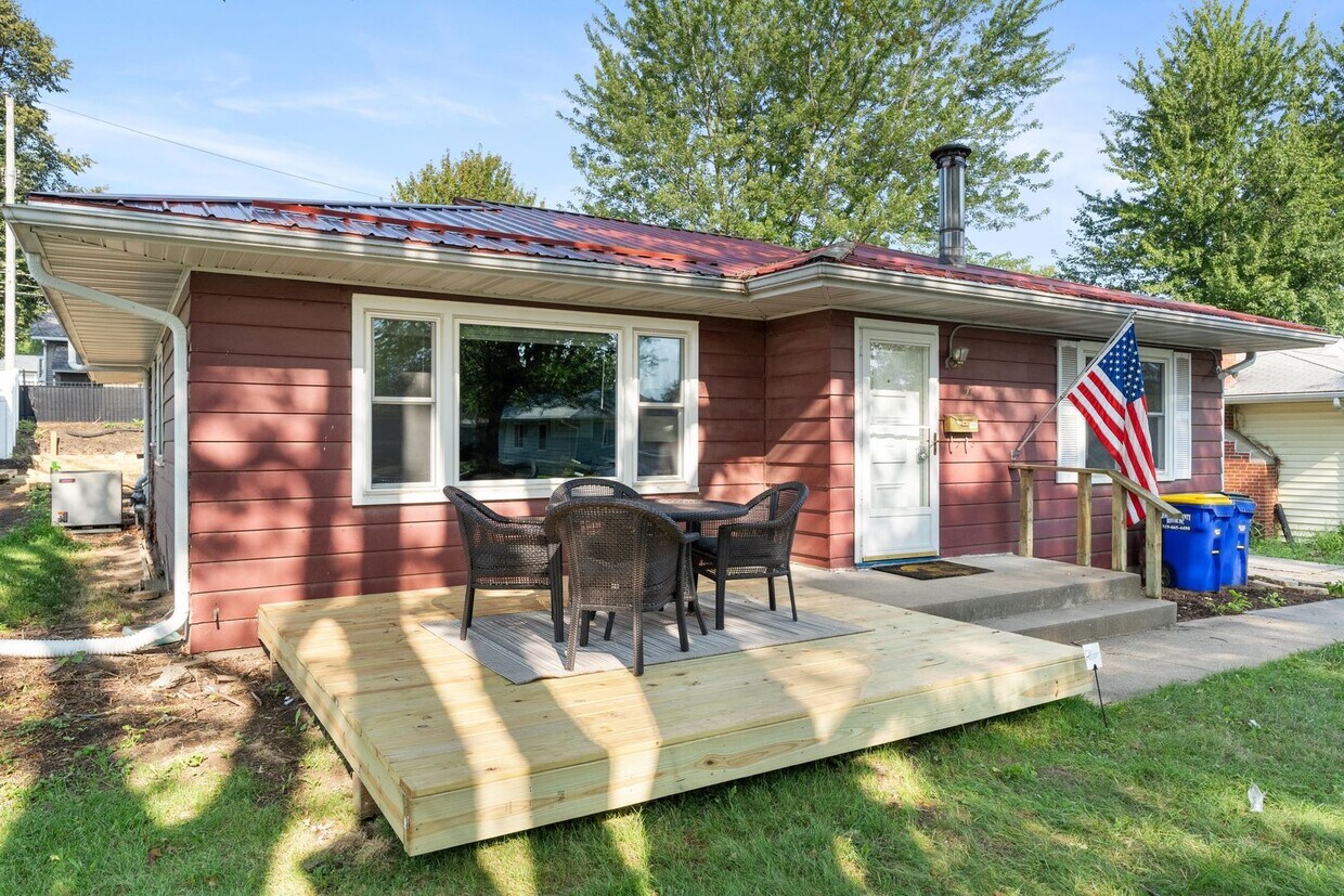 27 Leamer Ct, Iowa City, IA 52246 House Rental in Iowa City, IA