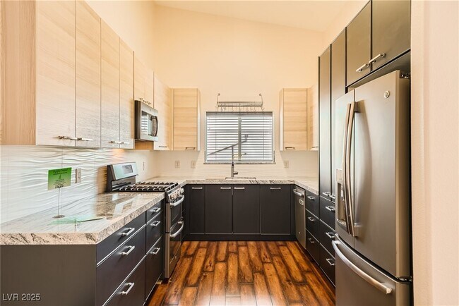 Foto del edificio - 2152 Quartz Cliff St