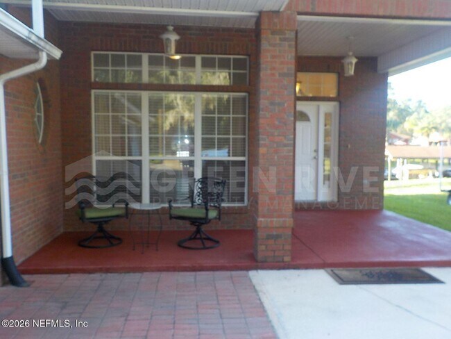 Foto del edificio - 1761 Oak Grove Dr S