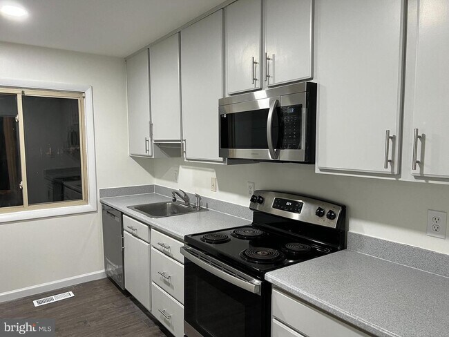 Building Photo - 12616 Dulcinea Pl