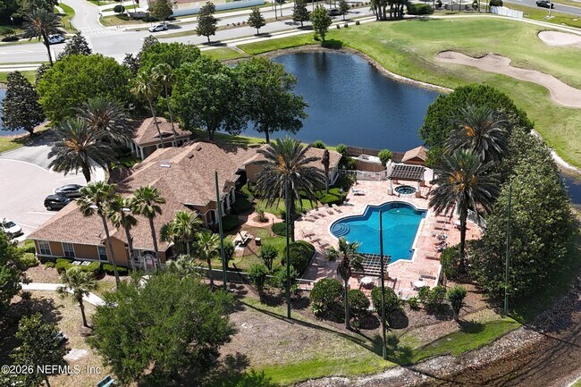 Foto del edificio - 610 Fairway Dr