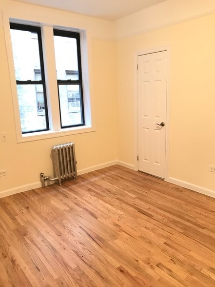 Primary Photo - 305 W 45th St