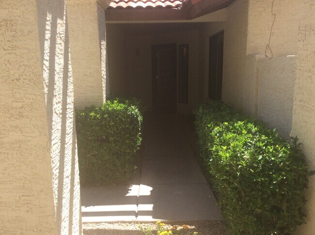 Foto del edificio - Gilbert three bedroom