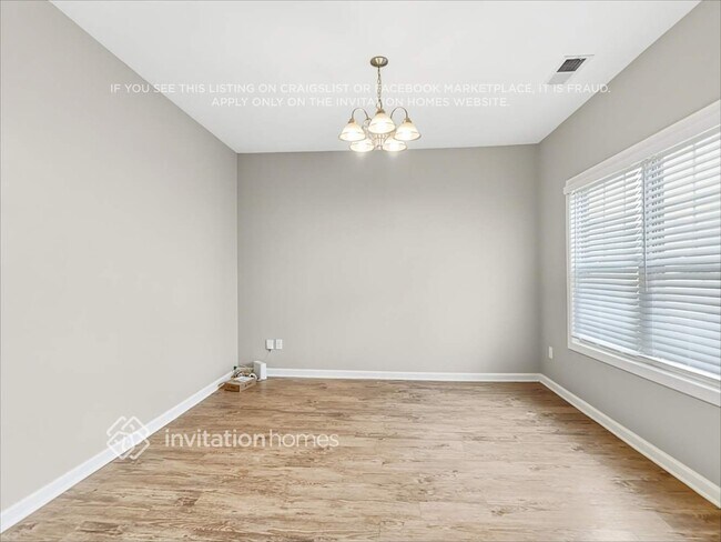 Foto del edificio - 3846 Cameron Trail SE