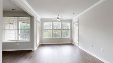 Interior Photo - Signal Hill Apartment Homes
