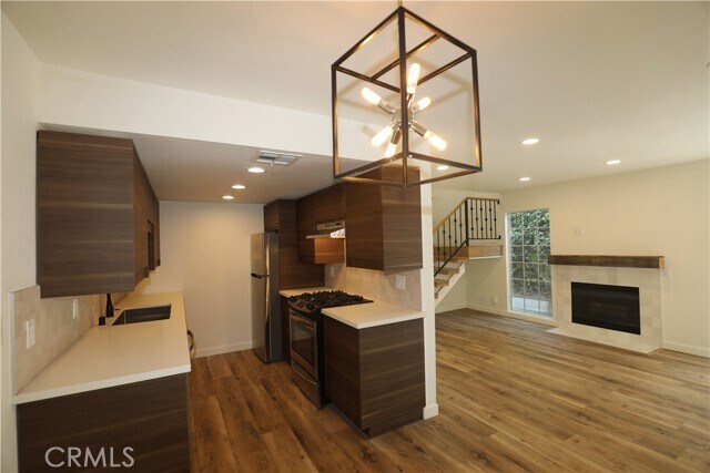 Building Photo - 10420 Bogardus Ave