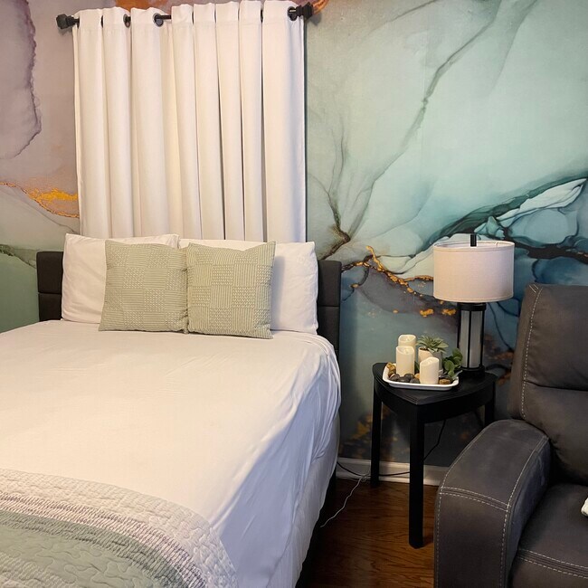 Get cozy and feel relaxed and welcomed in this serene and inviting space. - 2171 Weatherstone Cir SE
