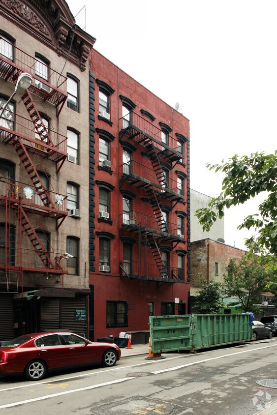 Primary Photo - 166 Suffolk St