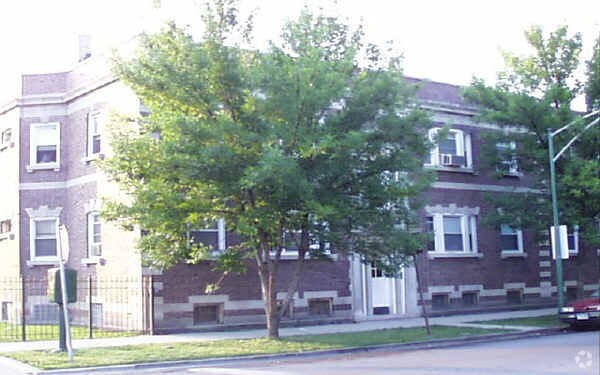 Foto del edificio - 2203 S Ridgeway Ave