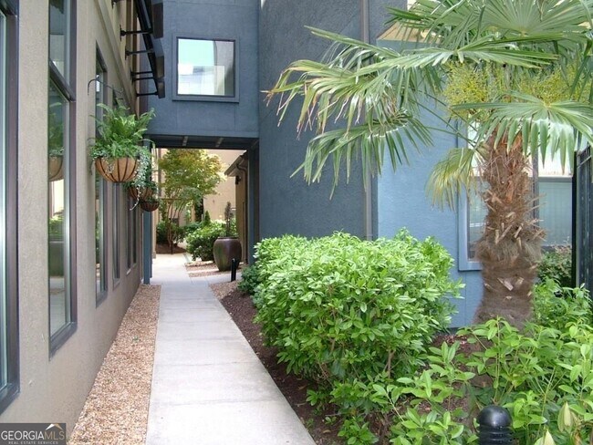 Foto del edificio - 400 17th St NW