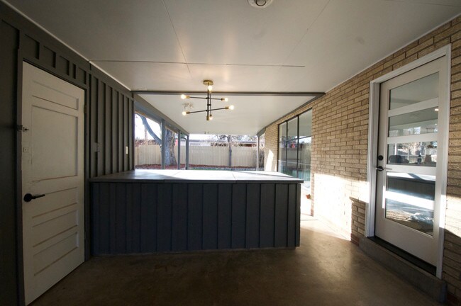 Breezeway 650 SF covered outdoor space - 1317 S Chase St