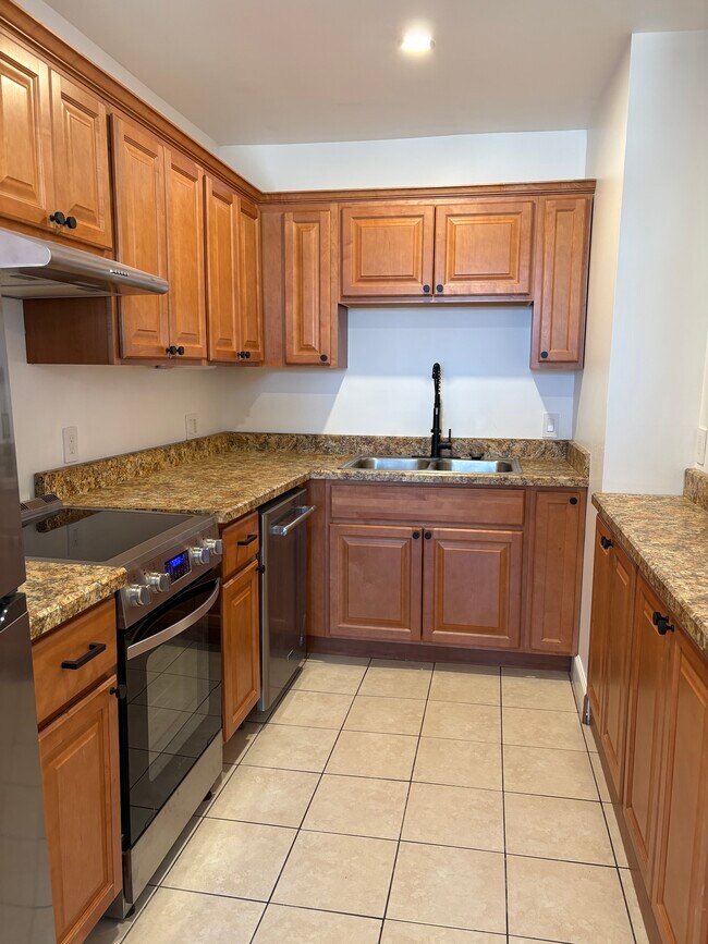 Foto del edificio - 87 Columbia St