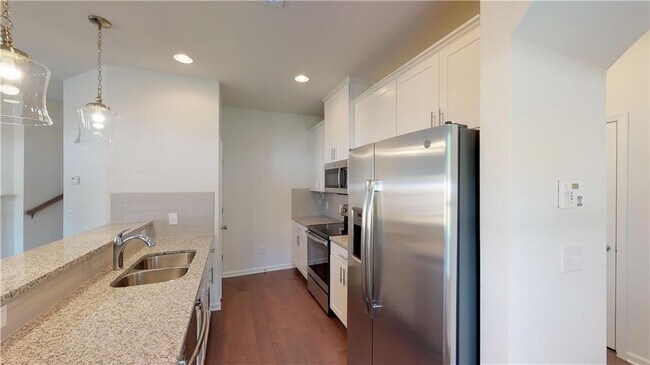 Building Photo - 4902 Longview Walk