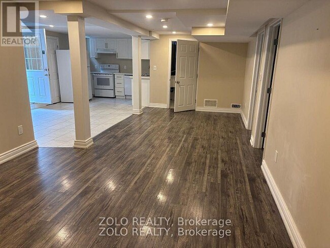 Building Photo - 50 Dundalk Crescent