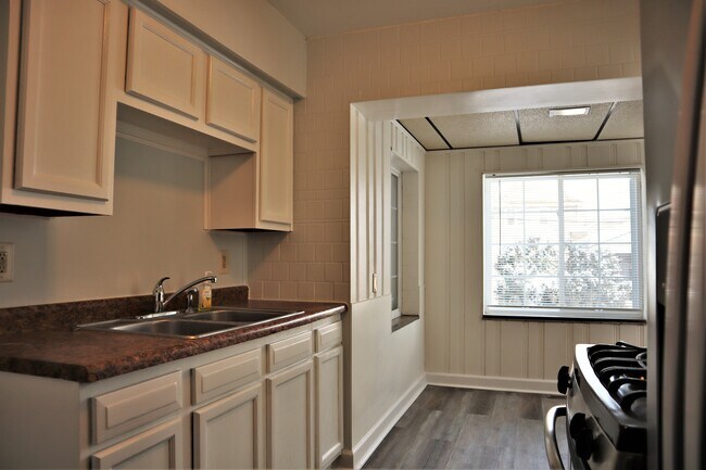 Foto del edificio - 723 169th St