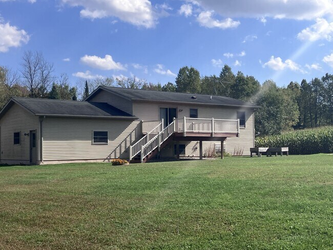 Patio trasero - N5223 Tamarack Ln