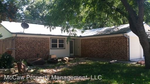 Primary Photo - 2200 Clover Park Dr
