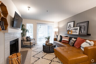 2BD, 2BA - 921SF - Meridian Pointe Apartment Homes