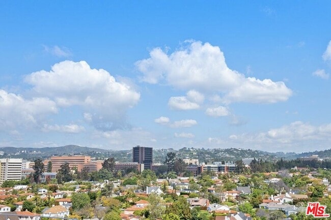 Building Photo - 10701 Wilshire Blvd