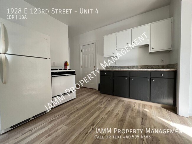 Building Photo - Move-In ready! 1 Bedroom / 1 Bathroom in C...