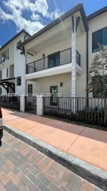 Foto del edificio - 4239 NW 83rd Path
