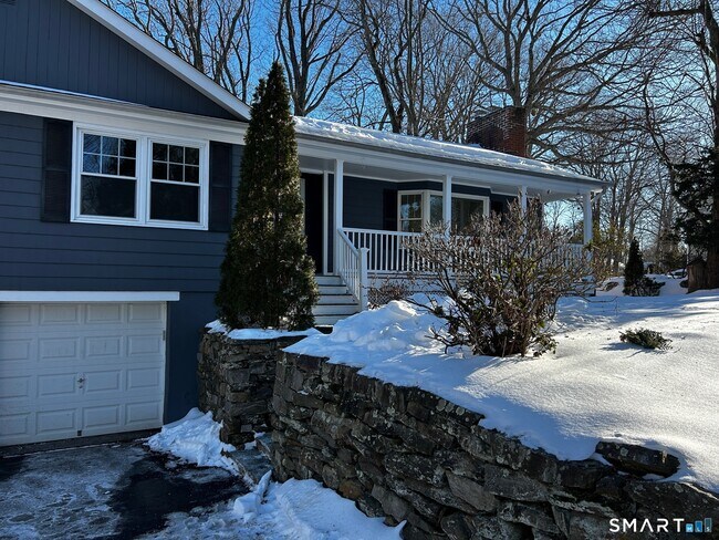 Foto del edificio - 97 Godfrey Rd