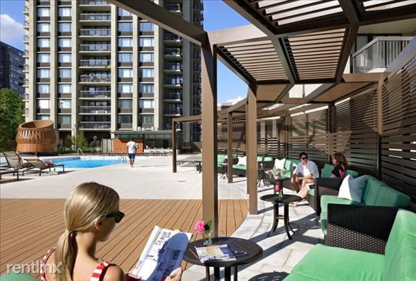 Foto del edificio - 4 Longfellow Pl