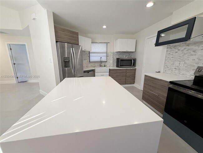 Foto del edificio - 640 SW 113th Terrace