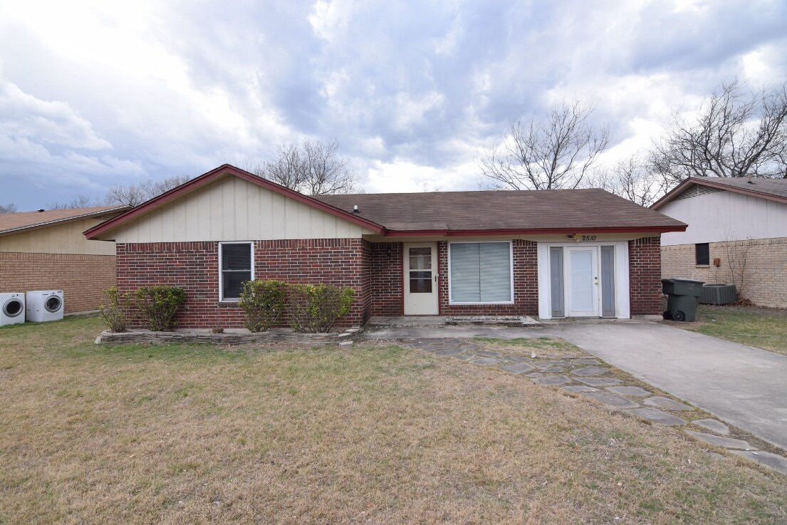 2510 Hidden Valley Dr, Killeen, TX 76543 House Rental in Killeen, TX