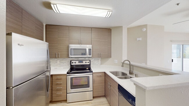 Interior Photo - Almaden Lake Village