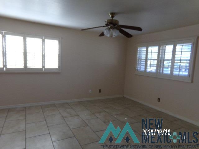 Building Photo - 1705 W Hermosa Dr