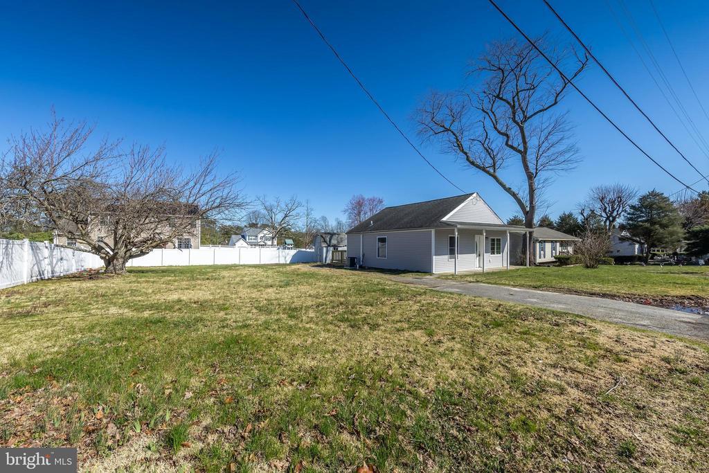 Primary Photo - 311 Pine St