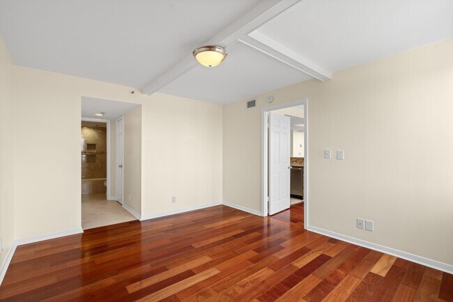 Foto del edificio - 3525 Sage Rd