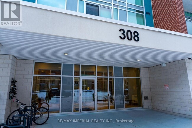 Building Photo - 308 Lester St