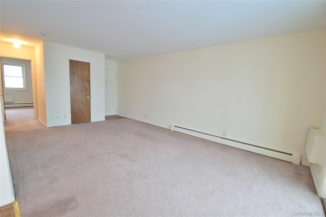 Building Photo - 51 Leroy Pl