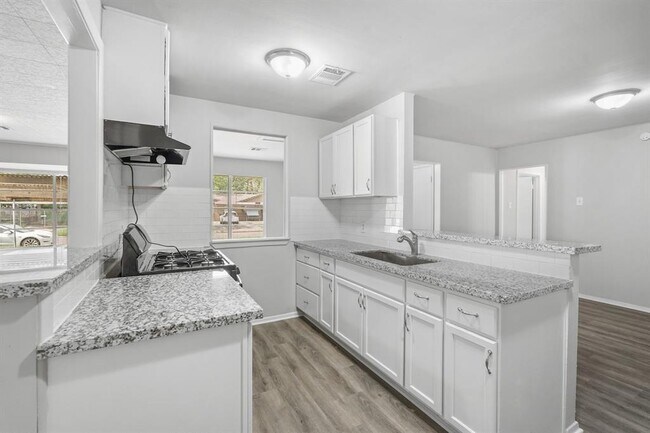 Foto del edificio - 3714 Orange Grove Dr