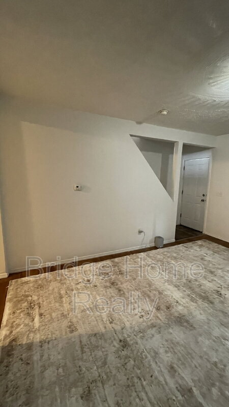Foto del edificio - 62 Whiteman Ave