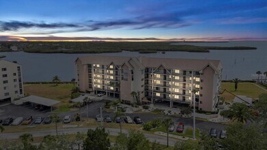 Building Photo - 4550 Bay Blvd