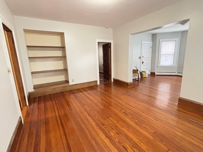 Building Photo - 29 Pratt St