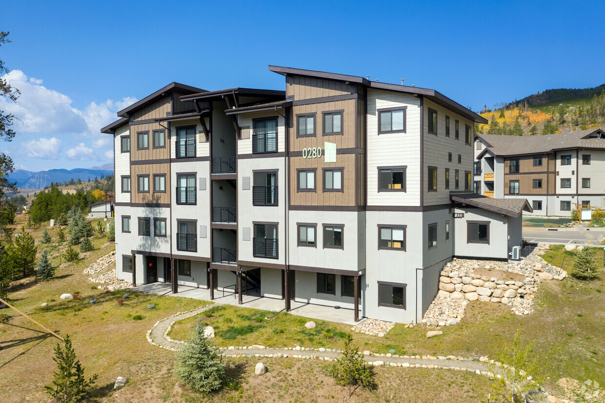 Hermosas vistas a las montañas - Wintergreen North Apartments - Keystone, CO