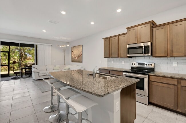Foto del edificio - 8649 Daydream St