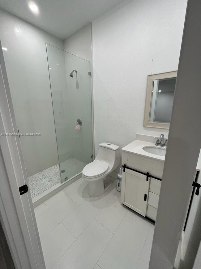 Building Photo - 15030 SW 28th St