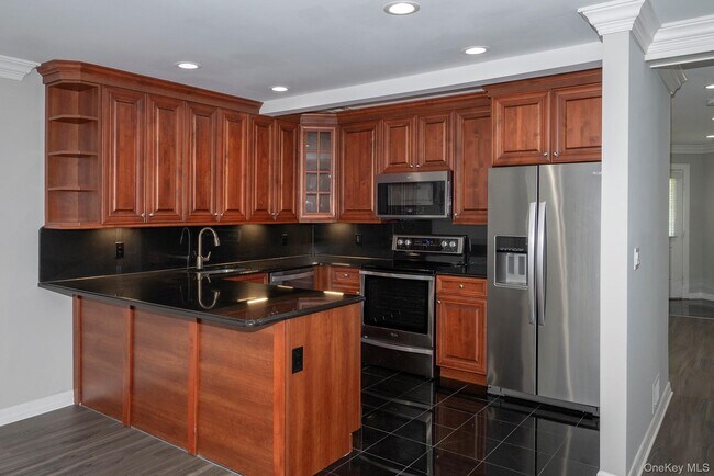 Foto del edificio - 3705 Townehouse Dr