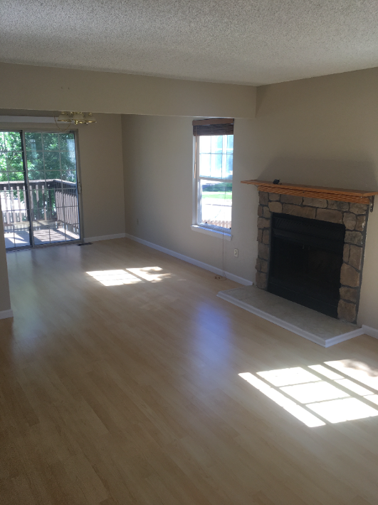 Foto del edificio - 2 Bedroom/2.5 Bath Townhome in Mill Run wi...