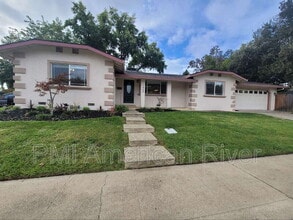Building Photo - 7948 Glen Stone Ave