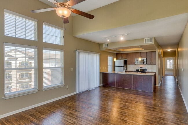 Building Photo - The Landing At Briarcliff