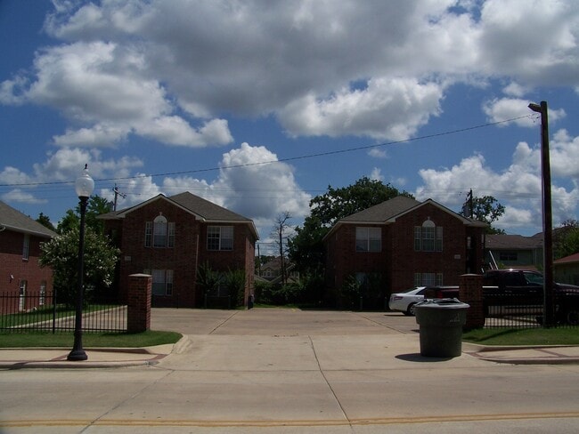 Foto del edificio - 3901 College Main St