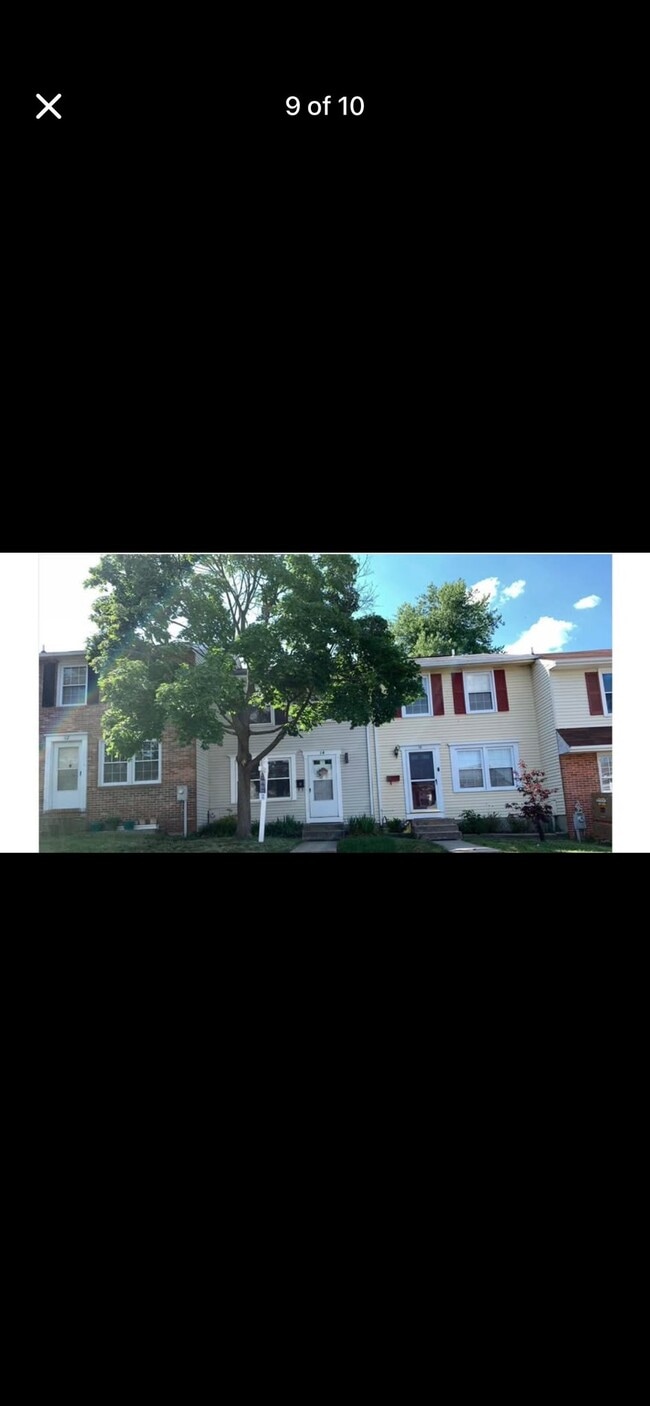 Building Photo - 14 Duchess Ct